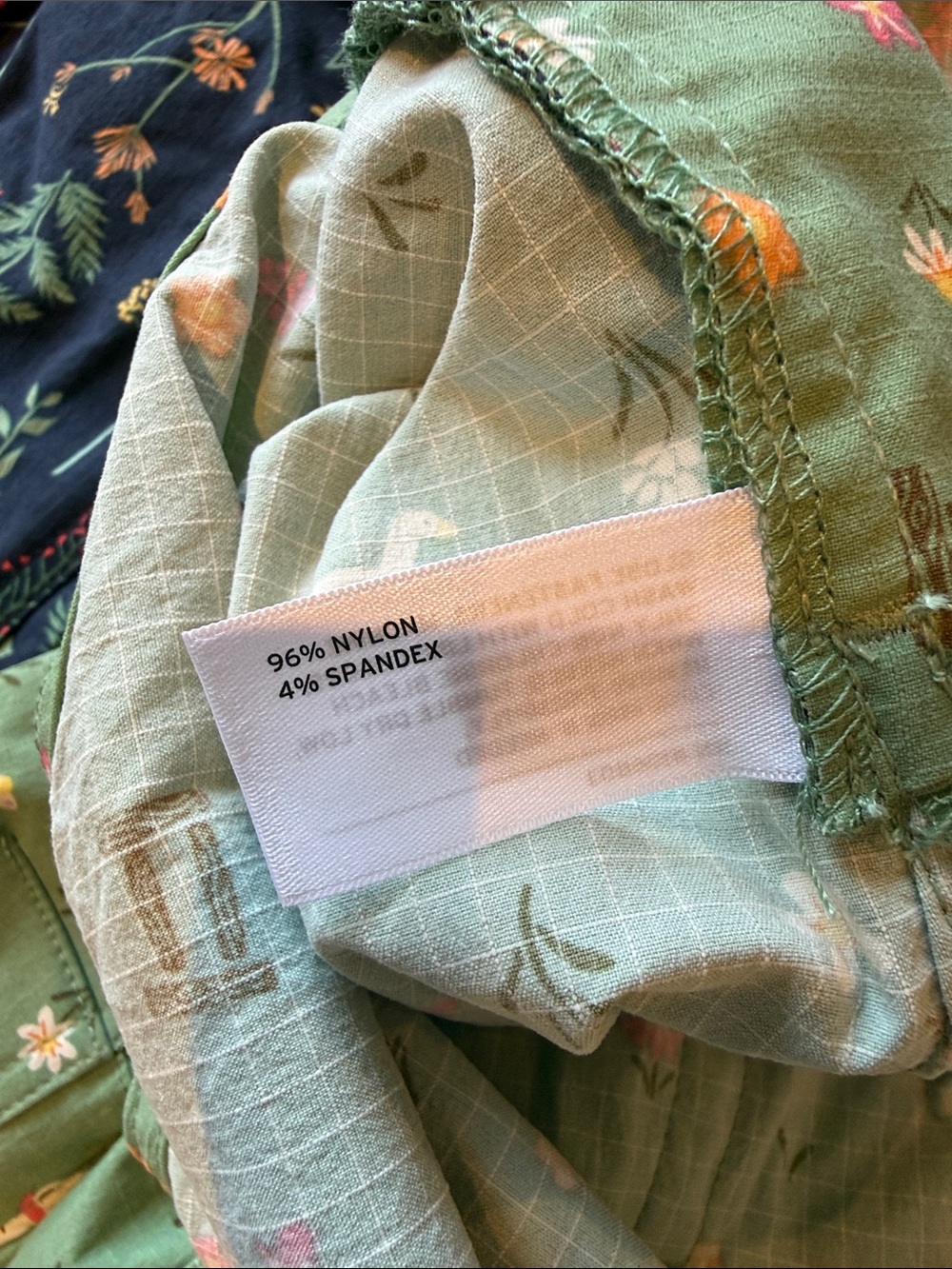 NWT Duluth Trading Co Green Duck Printed Cotton Overalls Jumpsuit M 29 - Picture 5 of 6